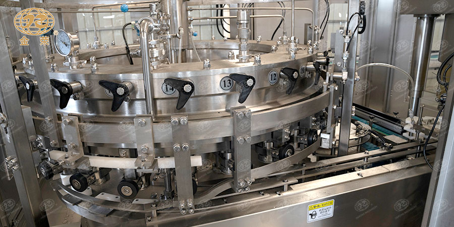 易拉罐灌裝生產(chǎn)線-2